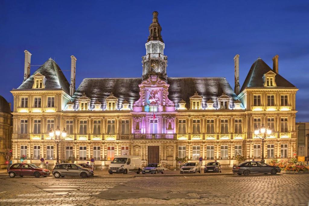 Charmant studio proche gare centre, centre ville et lycée Roosevelt Reims Extérieur photo